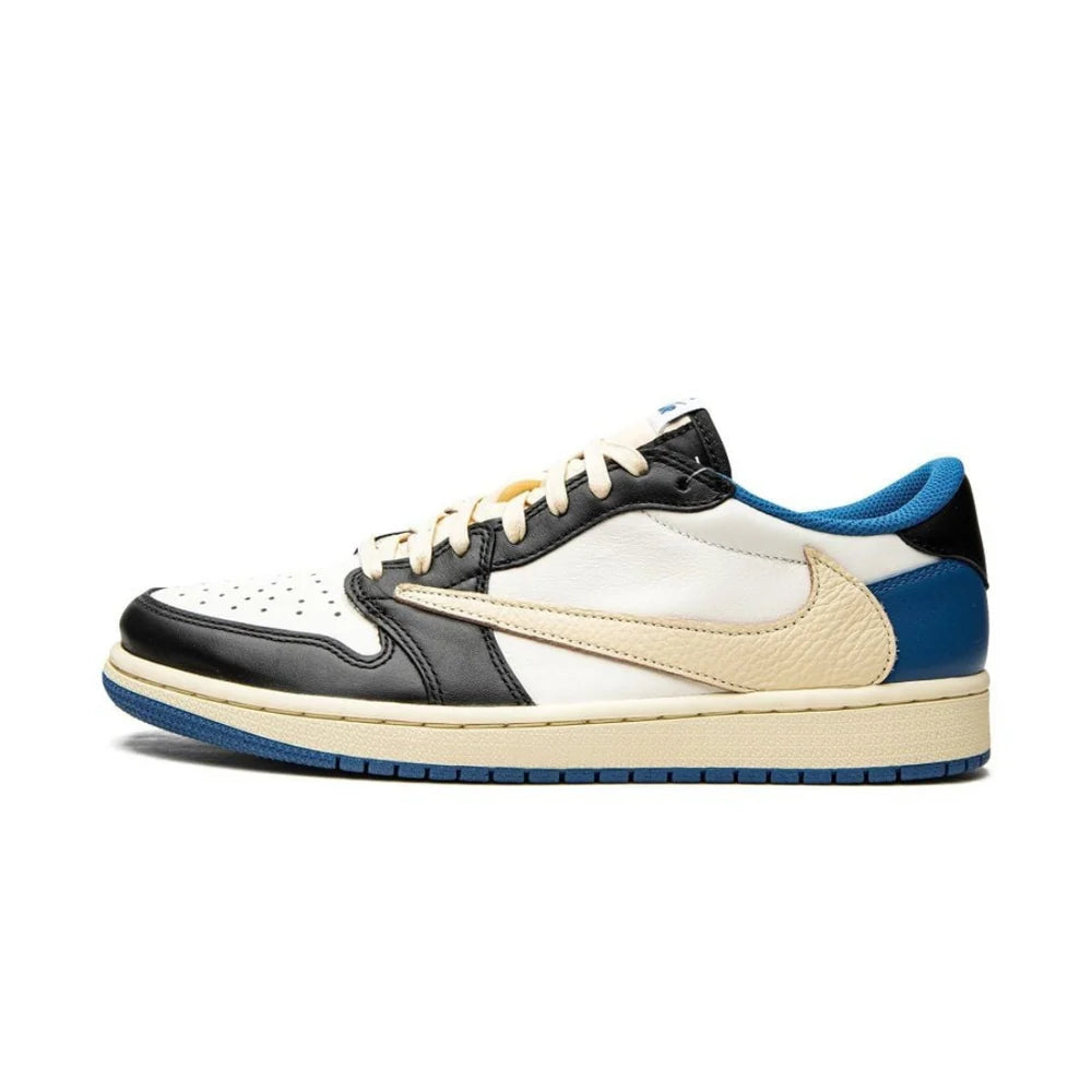 AIR JORDAN 1 LOW FRAGMENT DESIGN x TRAVIS SCOTT