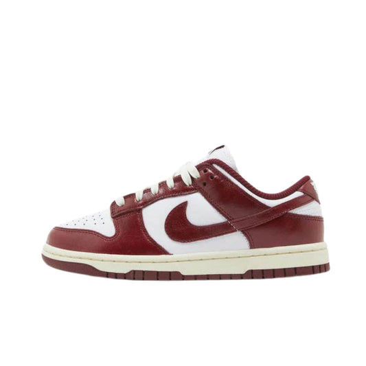 WMNS Nike Dunk Low Vintage 'Team Red'