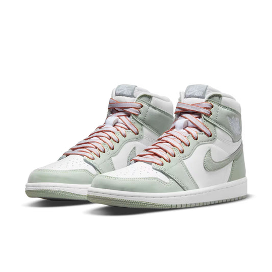 Wmns Air Jordan 1 Retro High OG 'Seafoam'