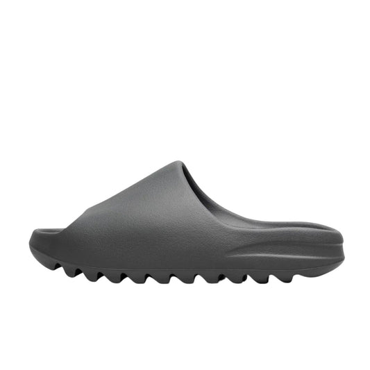 Yeezy Slides 'Dark Onyx'