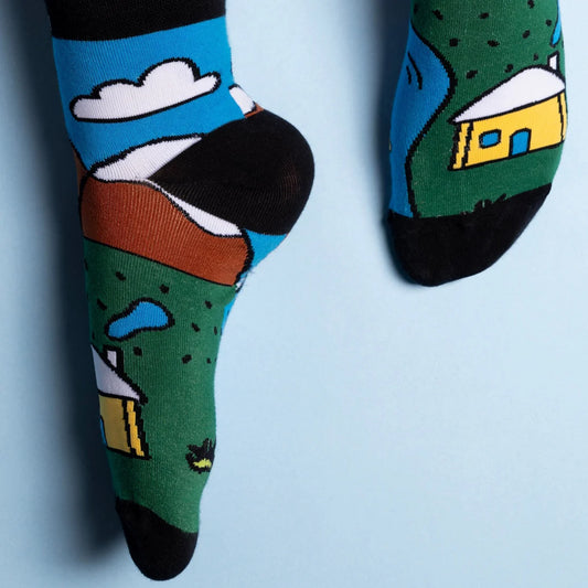 ART CLASS DESIGN SOCKS