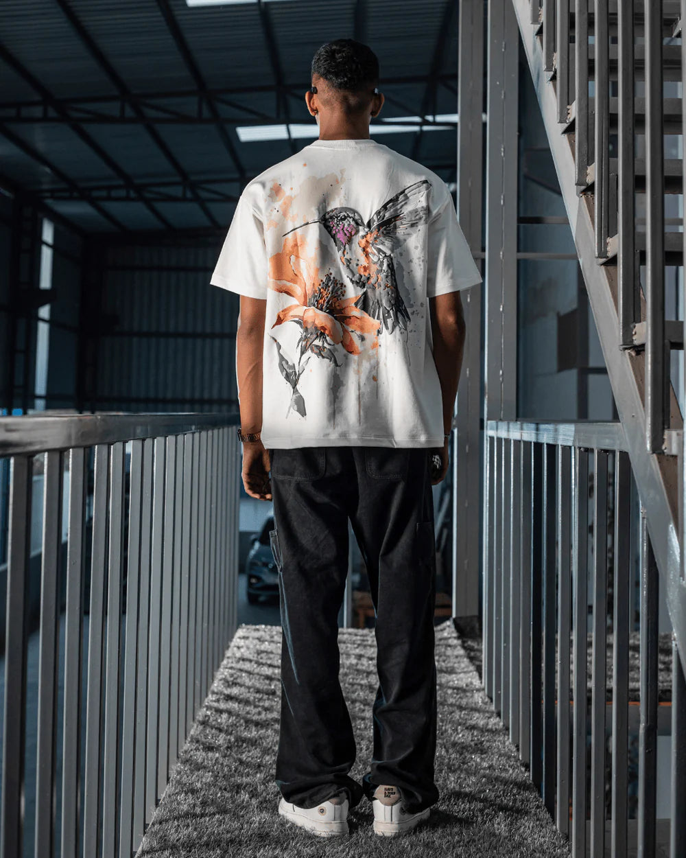 KISS OF NECTAR WHITE TEE