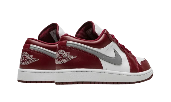 Air Jordan 1 Low 'Bordeaux' - Image 3