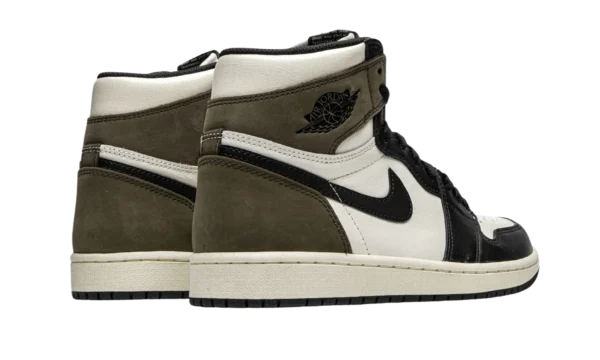 Air Jordan 1 Retro High OG 'Dark Mocha' - Image 3