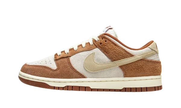 Dunk Low 'Medium Curry'