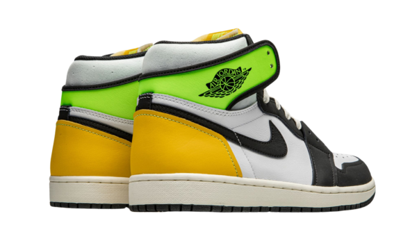 Air Jordan 1 Retro High OG 'Volt Gold' - Image 3