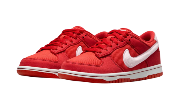 Dunk Low Valentine's Day (2024) - Image 2