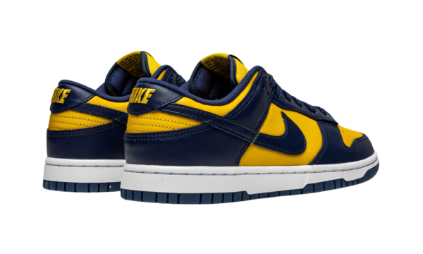 Nike Dunk Low Michigan State - Image 3