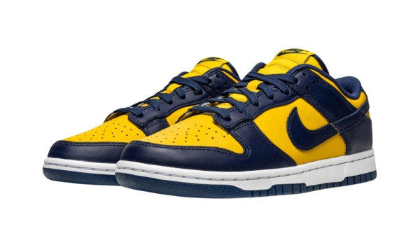 Nike Dunk Low Michigan State - Image 2