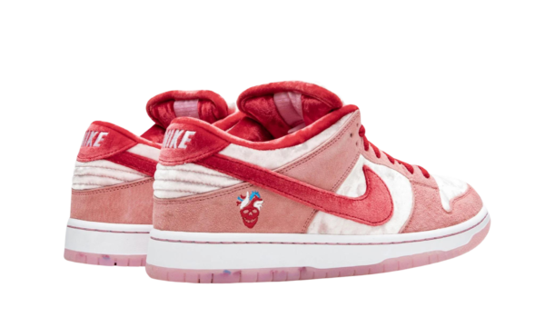 StrangeLove x Dunk Low SB 'Valentines Day' - Image 4