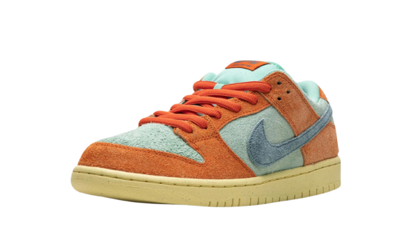 Nike SB Dunk Low Orange Emerald Rise - Image 5