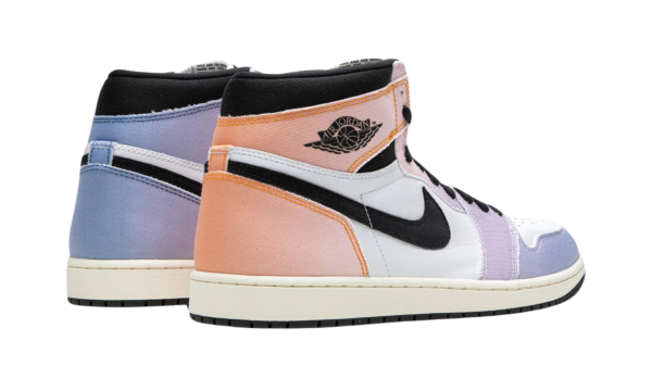 Air Jordan 1 High OG 'Skyline' - Image 3