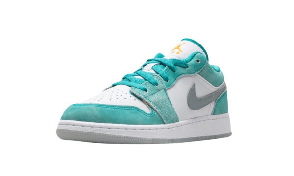 Jordan 1 Low New Emerald (GS) - Image 3