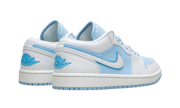 Wmns Air Jordan 1 Low SE Reverse 'Ice Blue' - Image 3