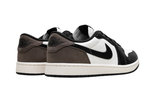 Air Jordan 1 Retro Low OG Mocha - Image 4